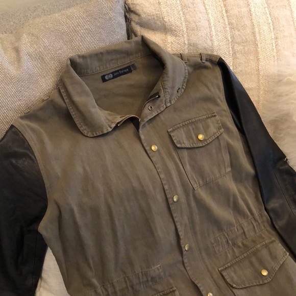 π₯ JET by John Eshaya Jacket - Picture 4 of 5